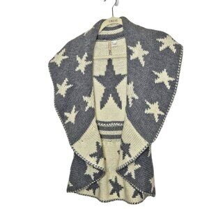 Elan Gray Cream Star Pattern Acrylic Knit Vest Big Safety Pin Clip 4th of July O